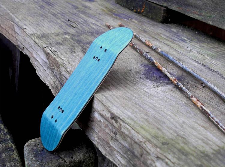 Leaf Fingerboard Deck 1